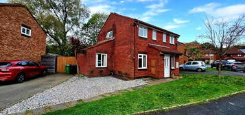 2 bedroom semi-detached house for sale