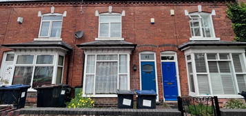 Terraced house to rent in Clarence Road, Harborne, Birmingham B17