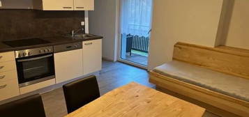 Vermiete vollmöblierte 60m2 Wohnung