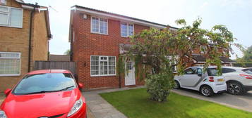 3 bed semi-detached house for sale