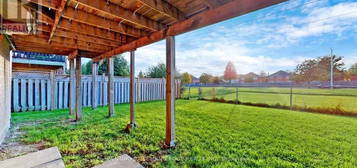 32 WESTMORELAND COURT, Markham (Unionville), Ontario 