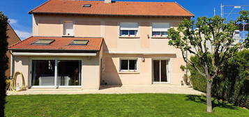 Achat maison 10 pièces 268 m²