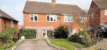 3 bedroom semi-detached house to rent