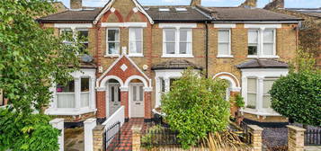 4 bed terraced house for sale