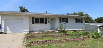 510 Maple St, Junction City, KS 66441