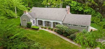 18 Forest Hill Rd, Norwalk, CT 06850