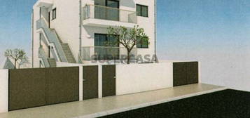 Andar de Moradia T3 NOVO - S. Cosme Gondomar