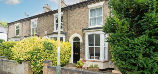 3 bed terraced house for sale