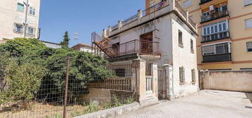 Chalet en Barrio de Zaidín, Granada