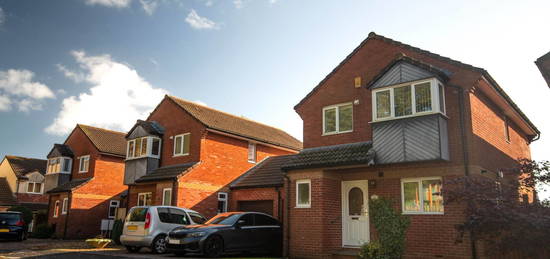 3 bed detached house for sale