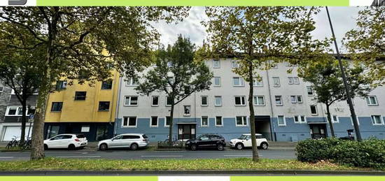 SAYAN IMMOBILIEN KÖLN - Kernsanierte Zweizimmerwohnung am Mediapark ab sofort -