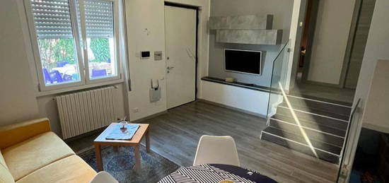 Appartamento in villa via dei Caporali 13, Desenzanino, Desenzano del Garda