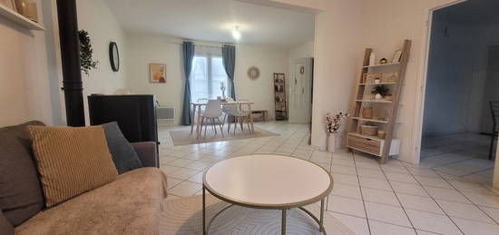 Maison  à vendre, 5 pièces, 3 chambres, 110 m²