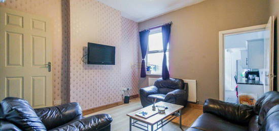 4 bedroom terraced house