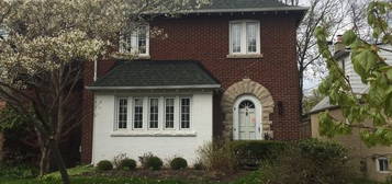 6 DOUGLAS CRESCENT N, Toronto (Leaside), Ontario