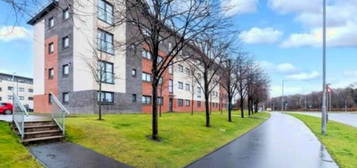 Flat to rent in Mulberry Crescent, Renfrew PA4