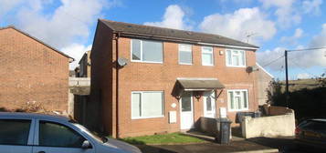 3 bedroom semi-detached house