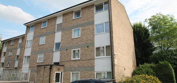 2 bed flat to rent