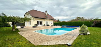 Maison Epagny Metz Tessy 5 pièces 233 m²