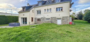 Maison 11 pièces 185 m²