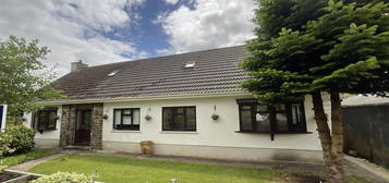 5 bed detached bungalow for sale