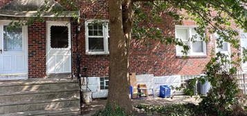 6339 Vandike St, Philadelphia, PA 19135