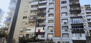 GAZİEMİR EVKA 7'DE KİRALIK 2+1 DAİRE