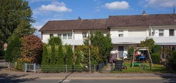 Einfamilien-Reihenmittelhaus, Terrasse und Stellplatz