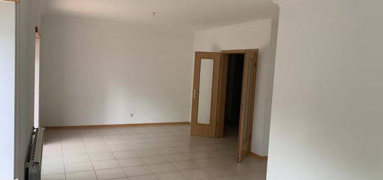 Arrendamento de Apartamento T2 ,  casal Andrino, 3