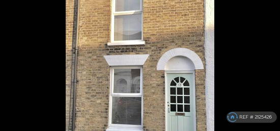 2 bedroom terraced house