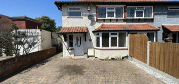 3 bedroom semi-detached house