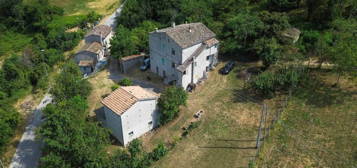 Villetta bifamiliare in vendita in frazione San Giovanni, 4