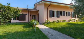 Villa in vendita in località olivai s.n.c