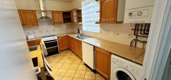 3 bed flat to rent