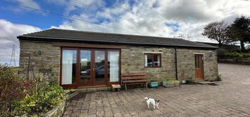 2 bedroom detached bungalow to rent