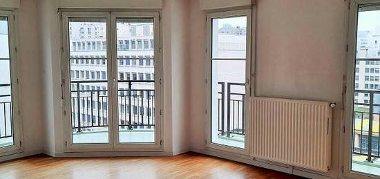 Appartement  à louer, 3 pièces, 2 chambres, 64 m²