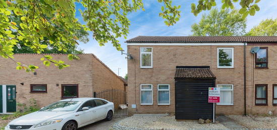 3 bed semi-detached house for sale