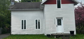 1255, 3e Rue
Deschaillons-sur-Saint-Laurent