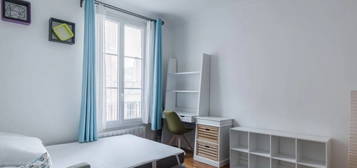 Studio meublé  à louer, 1 pièce, 24 m², Étage 5/–