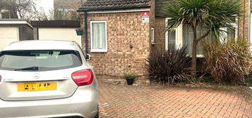 3 bedroom semi-detached house to rent