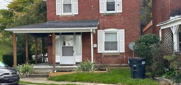 1 Plum St #6, Warren, PA 16365