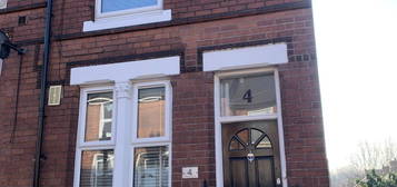 2 bed shared accommodation to rent