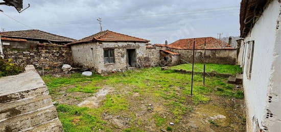 TURYAP Bergama'dan Ahmetbeyler'de Müstakil Satılık Köy Evi