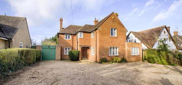 4 bedroom detached house to rent