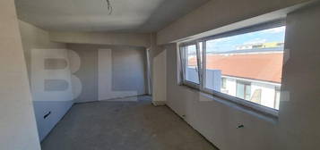 Apartament 3 camere decomandate, 72.77 mp, CF, zona Terra