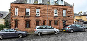 2 bedroom ground floor flat for sale