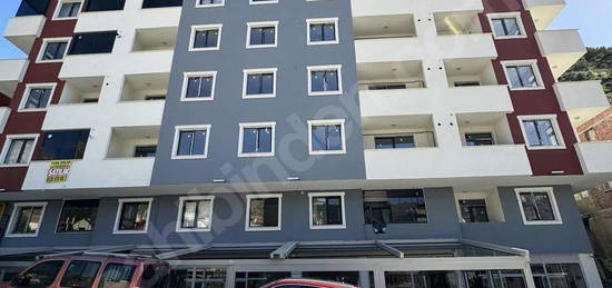 GÜMÜŞHANE MERKEZ 3+1 SATILIK DAİRE