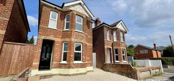 3 bed detached house for sale