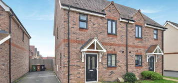 2 bedroom semi-detached house to rent