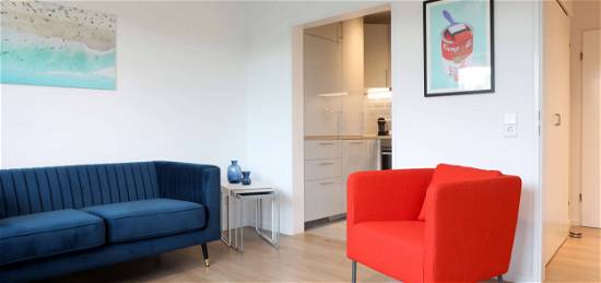Exklusive 1,5-Zimmer-Hochparterre-Wohnung mit EBK und Balkon in Meerbusch